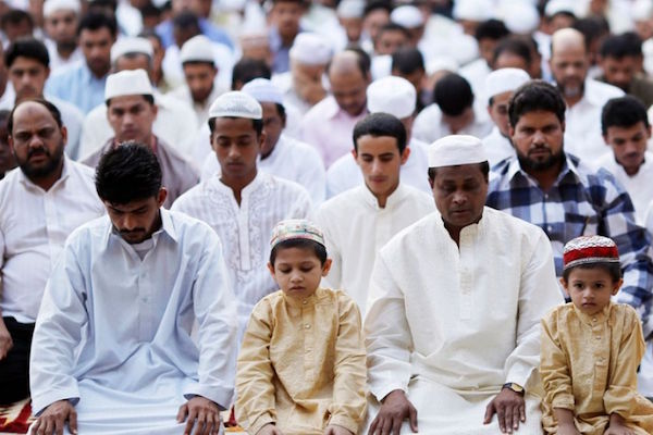 xramadan-musulmani-celebrazione-130705112822_big.jpg.pagespeed.ic_.qsTfjZHRGd