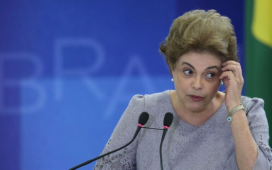 dilma-rousseff-coletiva-crise.jpg