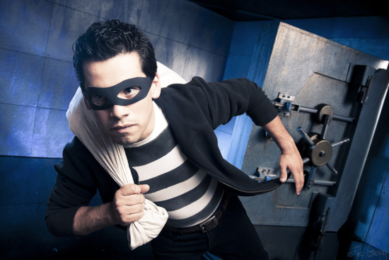 robber